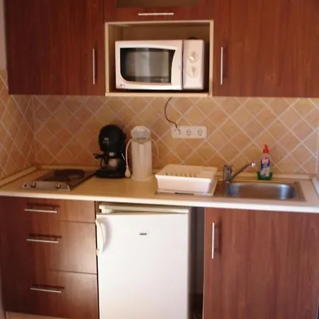 Mediterran Es Vendeghaz 아파트 Hajdúszoboszló