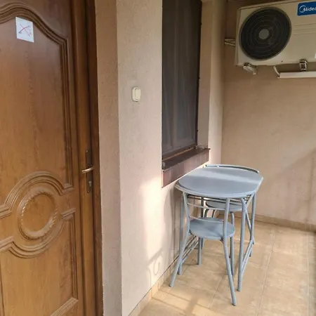 아파트 Mediterran Es Vendeghaz *