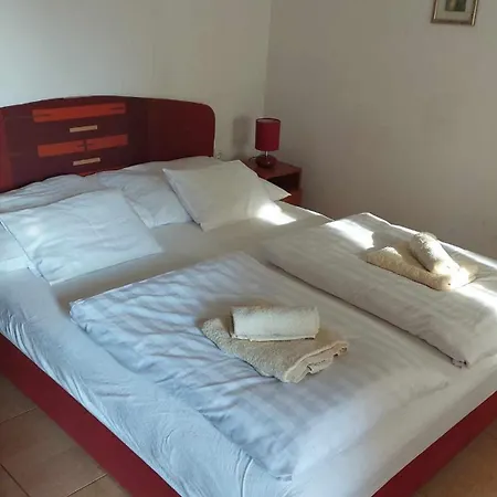 Mediterran Es Vendeghaz Hajdúszoboszló